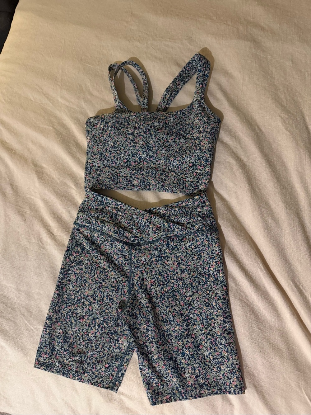 SAGE Collective Floral Printed Two-Piece Active Set - Blue & Pink